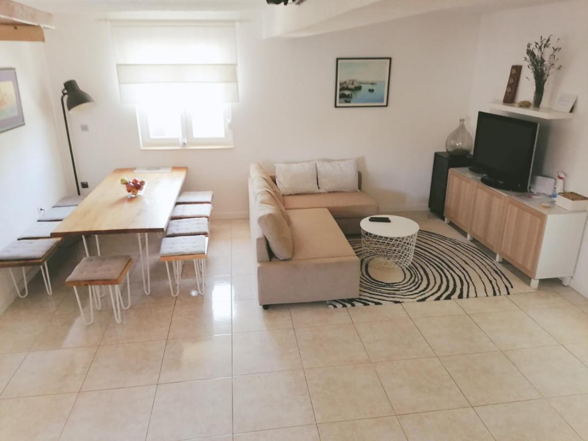 House For Rent Paola Villa Ražanac Buitenkant foto