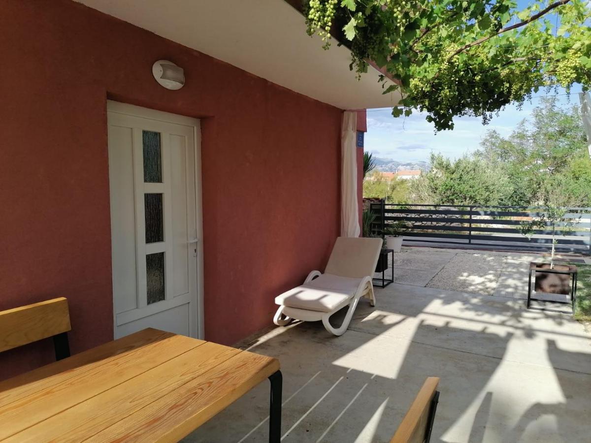 House For Rent Paola Villa Ražanac Buitenkant foto
