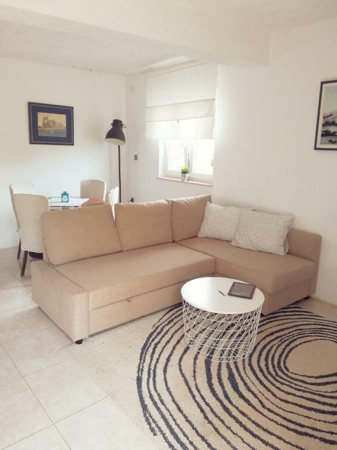 House For Rent Paola Villa Ražanac Buitenkant foto