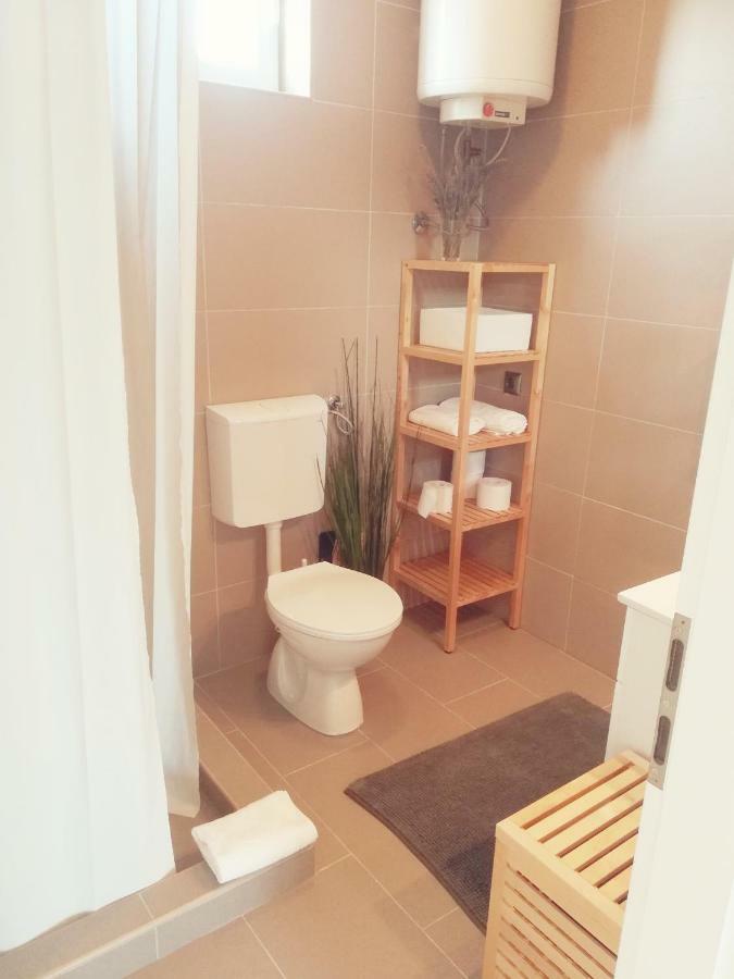 House For Rent Paola Villa Ražanac Buitenkant foto