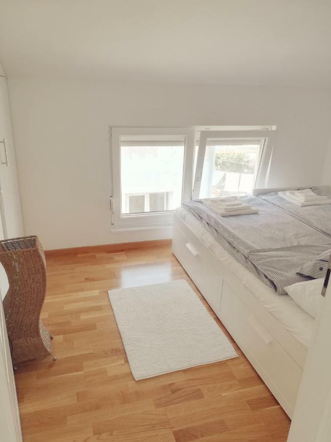 House For Rent Paola Villa Ražanac Buitenkant foto