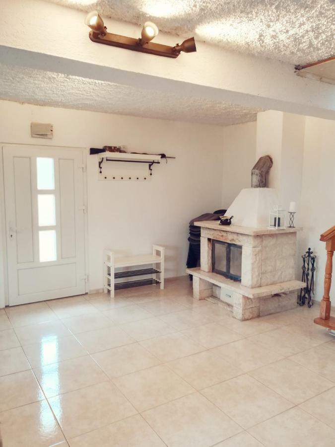 House For Rent Paola Villa Ražanac Buitenkant foto