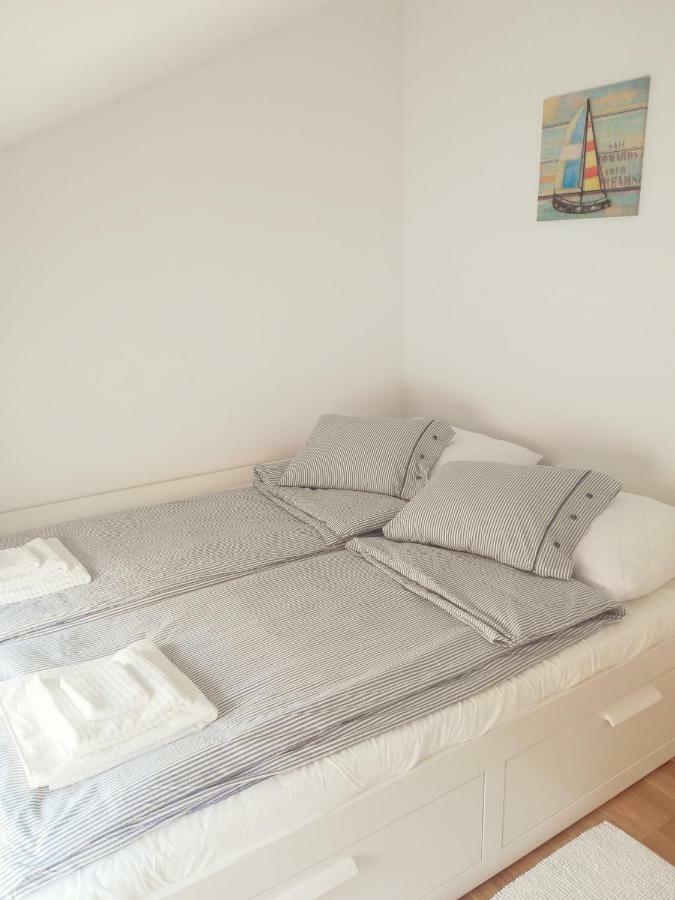 House For Rent Paola Villa Ražanac Buitenkant foto
