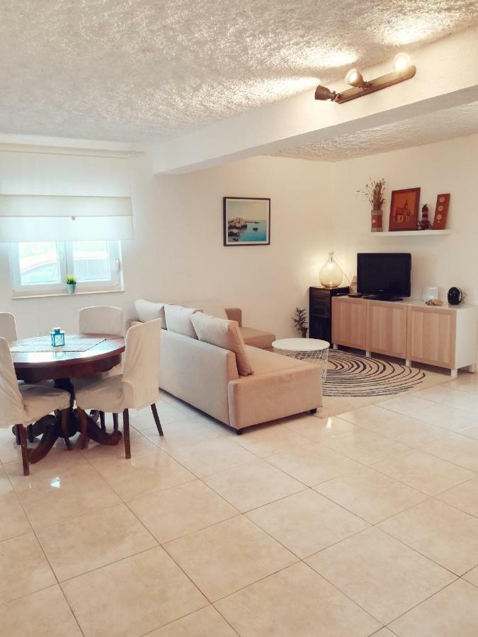 House For Rent Paola Villa Ražanac Buitenkant foto