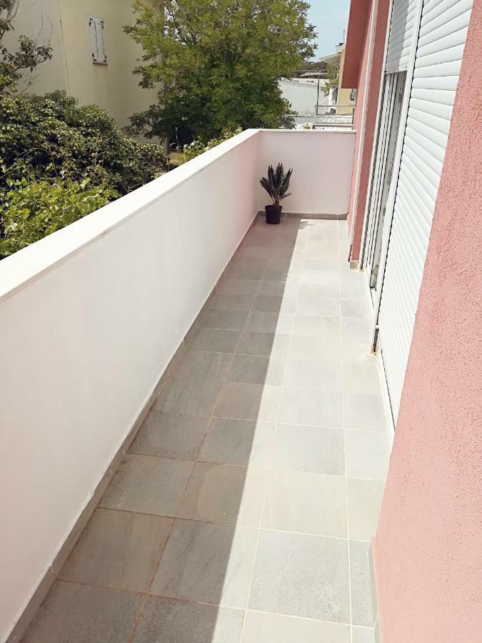 House For Rent Paola Villa Ražanac Buitenkant foto